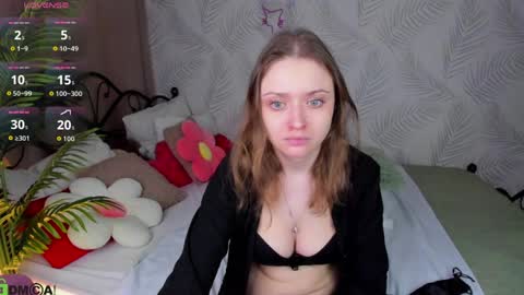 Linda Bella online show from March 29, 2026, 1:27 am