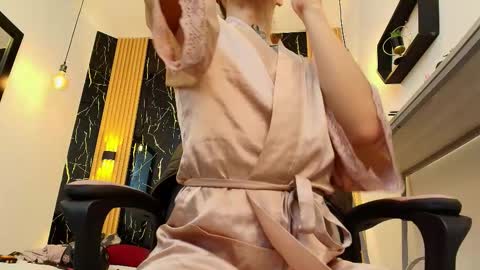     online show from January 15, 2026, 8:34 pm