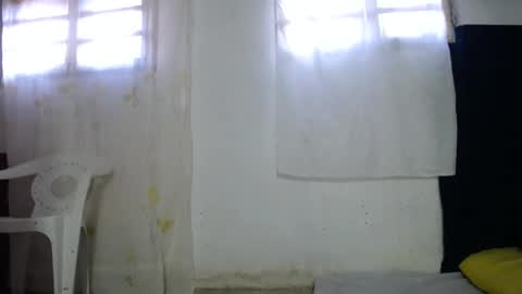 Snapshot of bella_sexy99 chatting on December 6, 2024, 2:06 pm bella_sexy99 online show from December 6, 2024, 2:06 pm