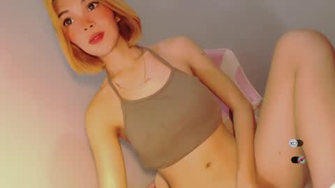 Snapshot of bella_tara chatting on February 21, 2025, 2:17 am Bella online show from February 21, 2025, 2:17 am