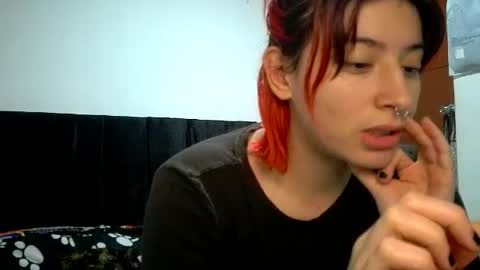 Snapshot of bella_thorne1999 chatting on June 23, 2026, 11:47 pm bella_thorne1999 online show from June 23, 2026, 11:47 pm
