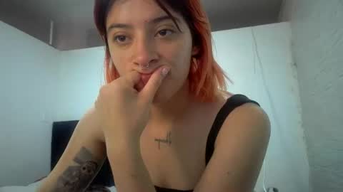 Snapshot of bella_thorne1999 chatting on July 28, 2026, 7:04 pm bella_thorne1999 online show from July 28, 2026, 7:04 pm