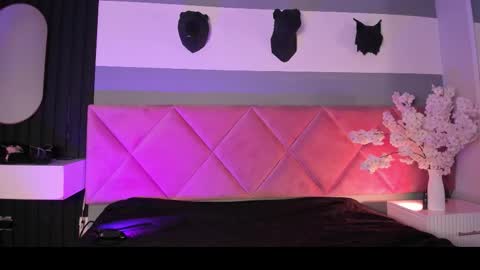 Bella online show from November 19, 2025, 12:16 pm