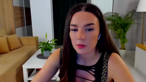 BellaDona online show from January 27, 2025, 1:26 am