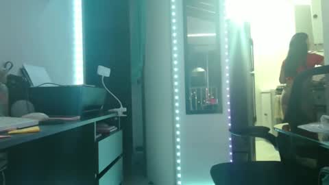 bellabbys8 online show from December 3, 2025, 8:00 am