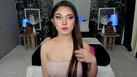 Snapshot of bellabrown_19xxx chatting on October 13, 2025, 8:25 am Bella online show from October 13, 2025, 8:25 am