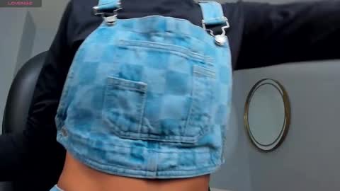  Bella C  online show from October 28, 2025, 11:58 am