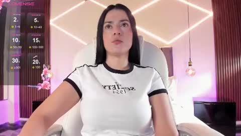 Snapshot of bellaclaiir chatting on July 15, 2026, 2:00 pm Bella Clair online show from July 15, 2026, 2:00 pm