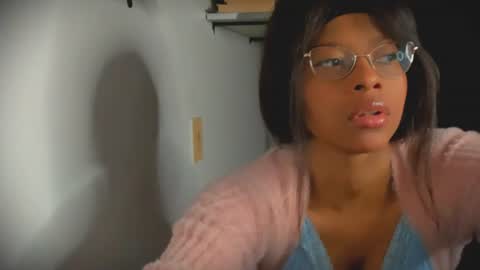 Snapshot of bellahproudly chatting on July 17, 2026, 11:31 pm Bellah online show from July 17, 2026, 11:31 pm