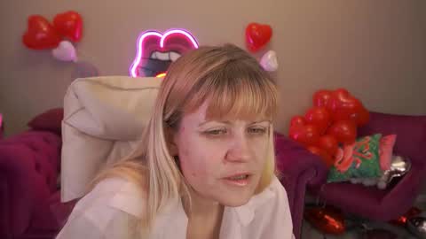 Bella online show from February 15, 2026, 2:41 am