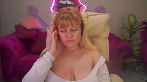 Bella online show from March 28, 2026, 3:28 am