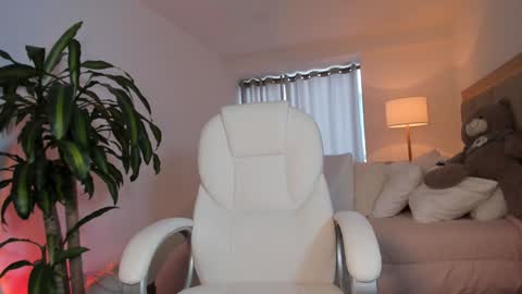 Bella Mia online show from January 30, 2025, 9:58 pm