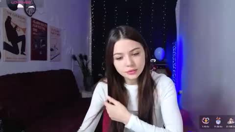 bellamollys online show from December 15, 2025, 8:29 am