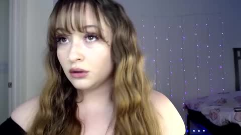 Bella Monroe online show from February 4, 2025, 4:26 am