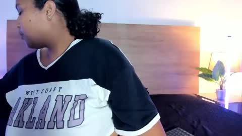 Bella Nix big tits online show from March 18, 2026, 11:24 am