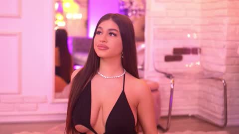 Bella online show from January 10, 2026, 6:20 pm