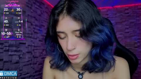Snapshot of bellaodisea chatting on September 25, 2025, 8:45 pm online show from September 25, 2025, 8:45 pm