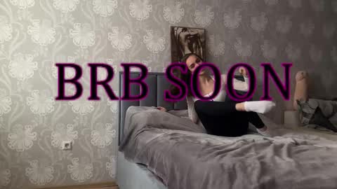 Snapshot of bellaparker_ chatting on October 27, 2025, 9:13 am bellaparker_ online show from October 27, 2025, 9:13 am