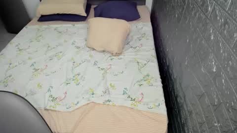 Bella  Angelycal online show from May 9, 2026, 1:33 am
