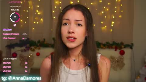 Anna  u can call me Ana de Armas online show from December 21, 2025, 5:09 pm