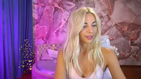 Snapshot of bellarayyy chatting on September 21, 2025, 6:04 am Bella online show from September 21, 2025, 6:04 am