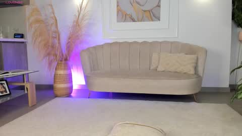 Snapshot of bellarossii chatting on October 29, 2025, 1:08 am CALL ME BELLA online show from October 29, 2025, 1:08 am