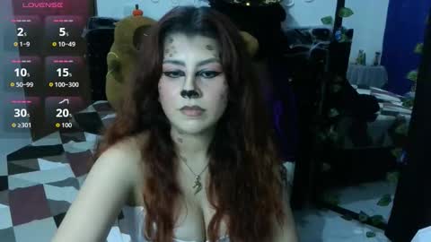 Snapshot of bellatrix_colen chatting on October 31, 2025, 2:23 am Aleja online show from October 31, 2025, 2:23 am