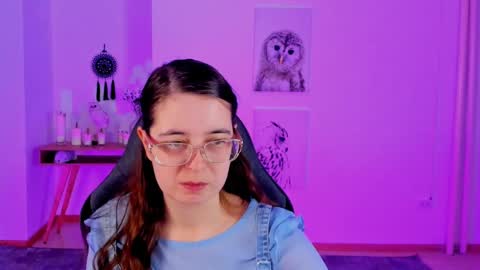 Bella. Ntmu online show from January 3, 2025, 4:48 pm