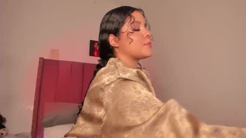 Bella online show from March 7, 2025, 8:11 pm