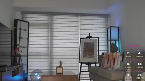 Snapshot of belle_adrienne chatting on December 4, 2024, 12:19 am Belle Adrienne IG online show from December 4, 2024, 12:19 am