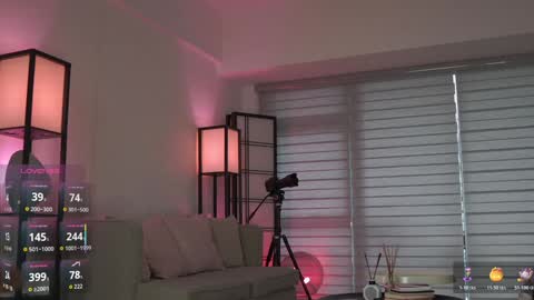 Snapshot of belle_adrienne chatting on November 2, 2025, 11:40 pm Belle Adrienne IG online show from November 2, 2025, 11:40 pm