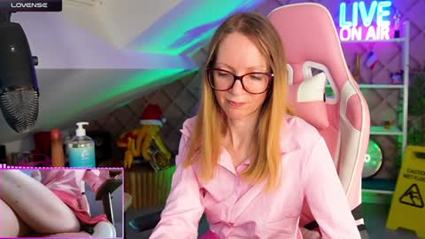 Snapshot of belle_alice chatting on January 27, 2025, 1:41 pm Alice online show from January 27, 2025, 1:41 pm