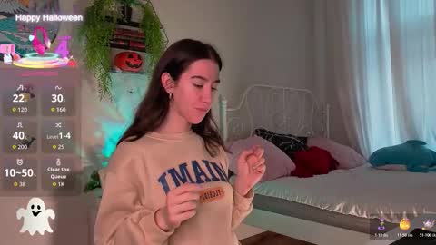 Snapshot of belle_via chatting on November 2, 2025, 10:17 am Bella online show from November 2, 2025, 10:17 am