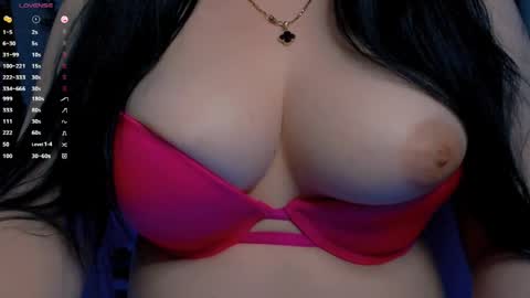 Hello I am kind friendly and cute girl online show from May 28, 2026, 10:40 pm