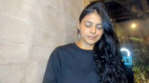 bellezacosmica online show from June 29, 2026, 1:34 am