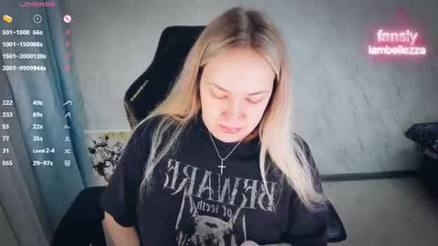 Snapshot of bellezza_ chatting on February 13, 2026, 3:30 pm Your Annabelle Wolf online show from February 13, 2026, 3:30 pm