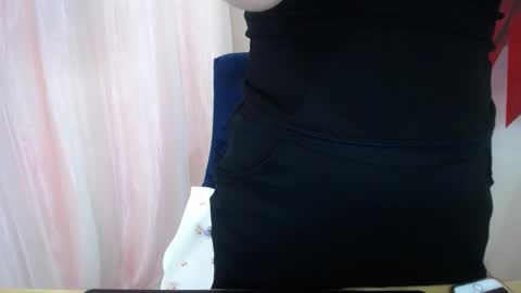 Snapshot of belly18only chatting on October 13, 2025, 1:16 am Belly online show from October 13, 2025, 1:16 am