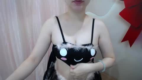 Snapshot of belly18only chatting on November 1, 2025, 1:29 am Belly online show from November 1, 2025, 1:29 am