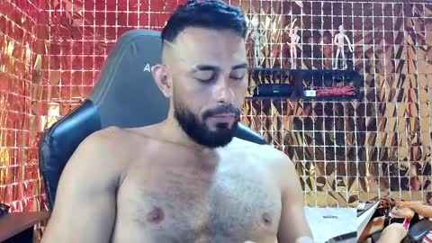 Snapshot of ben_blaze chatting on January 25, 2025, 10:18 pm BEN online show from January 25, 2025, 10:18 pm