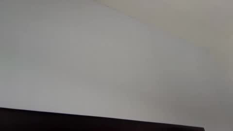 ben_suzan online show from March 29, 2026, 3:23 pm