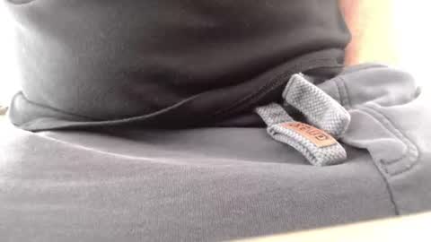 Snapshot of bencobra chatting on June 10, 2026, 7:29 am bencobra online show from June 10, 2026, 7:29 am