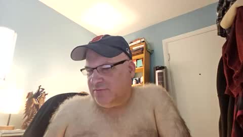 Bendavewill online show from May 21, 2026, 6:42 am