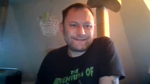 benizio online show from January 3, 2025, 11:46 am