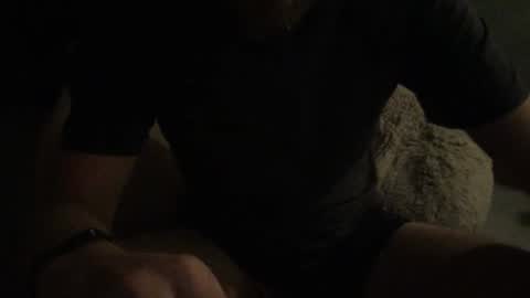 Snapshot of benj_2003 chatting on November 15, 2025, 10:15 pm Benj online show from November 15, 2025, 10:15 pm