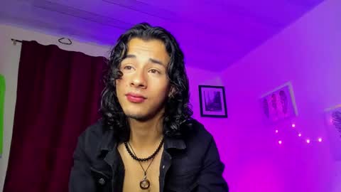 benjamin_fiore online show from December 4, 2024, 7:06 am