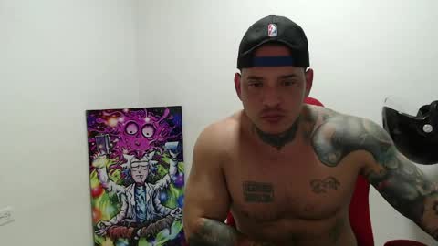 benjamin_isaac online show from April 29, 2026, 11:55 pm