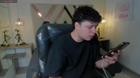 BENJAMIN online show from October 20, 2025, 8:09 pm