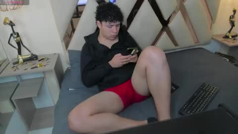 BENJAMIN online show from October 24, 2025, 9:11 pm