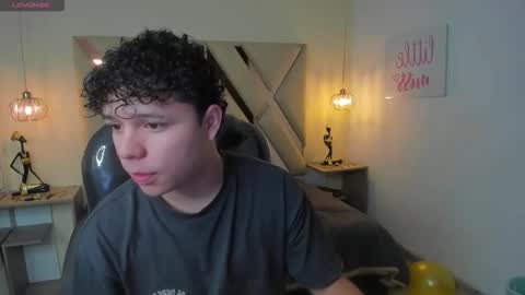 BENJAMIN online show from October 26, 2025, 7:42 pm