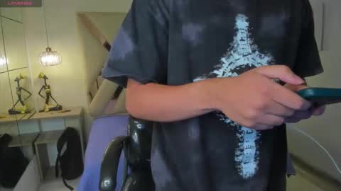 BENJAMIN online show from November 12, 2025, 7:57 pm